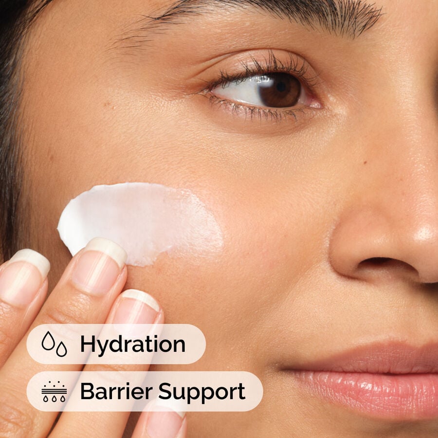 natural-moisturizing-factors-ha-d2 ord-natural-moisturizing-factors-ha-model-application-with-benefits.jpg